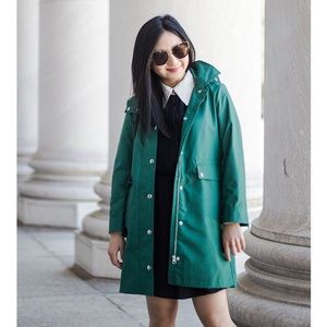 J Crew Classic Rain Coat in green. Small petite.